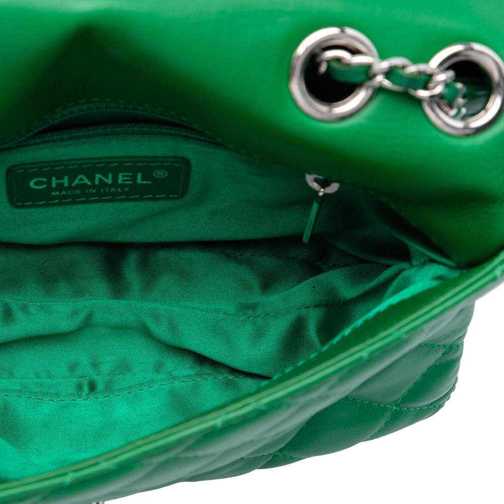 Pre-Loved Chanel Small Quilted Lambskin 3 Flap - Picture 4 of 6